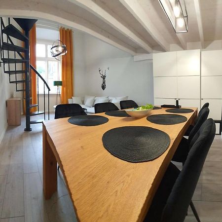 Apartamenty Marzen Еленя-Гура Экстерьер фото